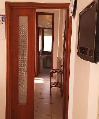 Marcella A Due Passi Dal Mare * Marcelli