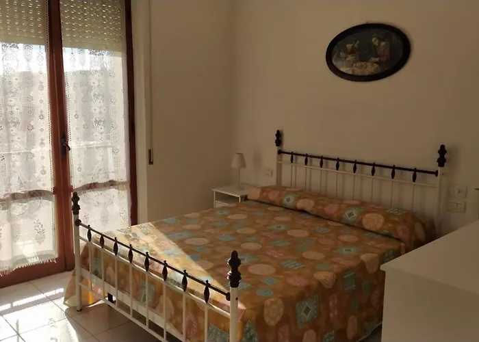 Marcella A Due Passi Dal Mare *